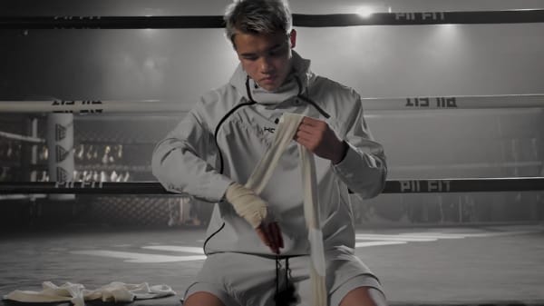 Men's Sweatsuits: The Ultimate Style & Sizing Guide